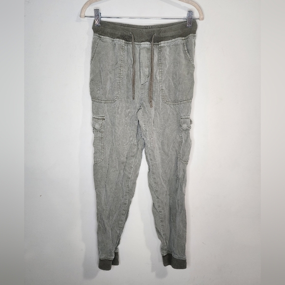 American Eagle Outfitters Pants - American Eagle Women XS Army Green Cargo Style Lyocell Comfy Grunge Jogger Pant